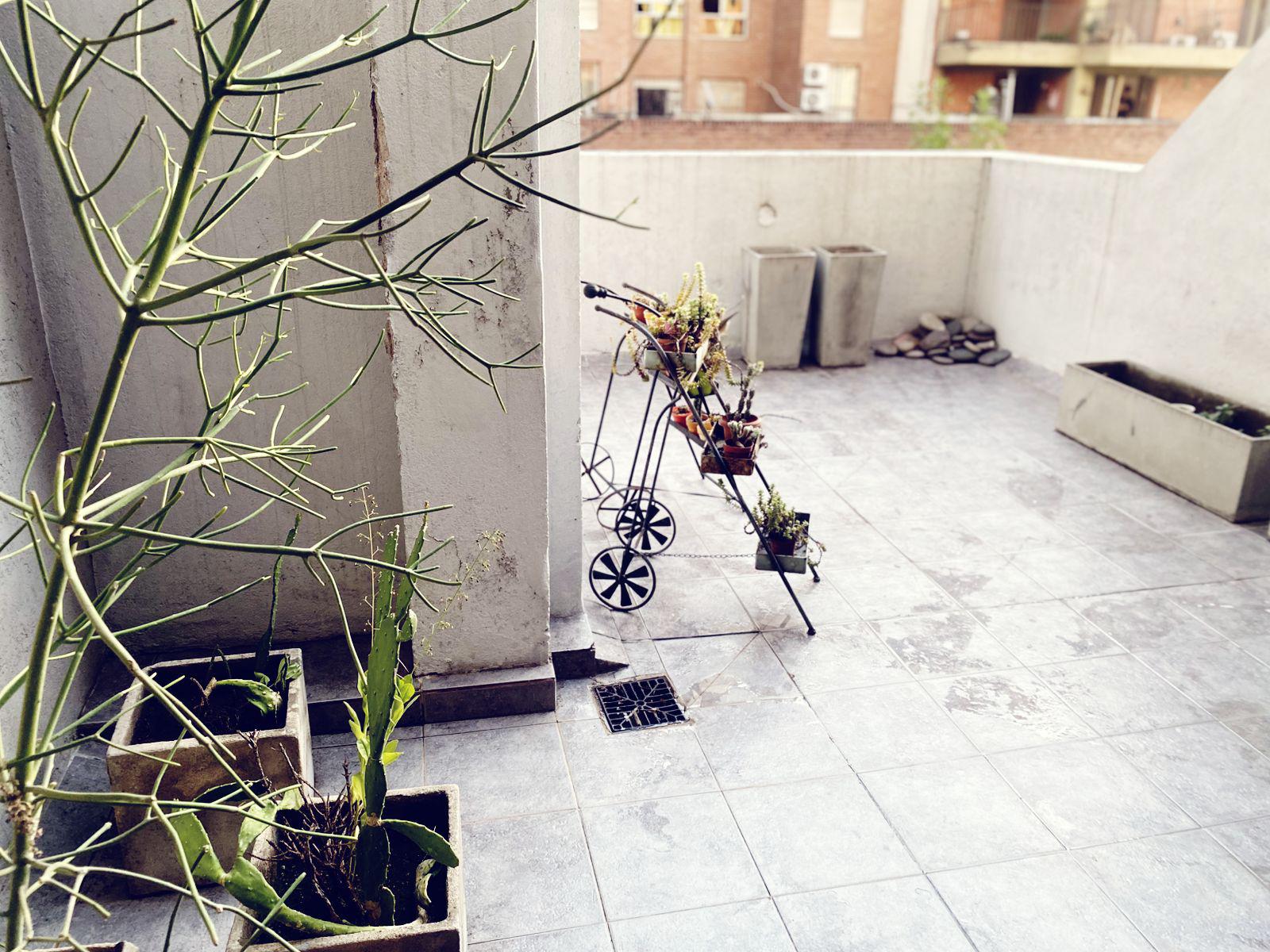 ALQUILO - DEPTO 1 DORM. CON TERRAZA