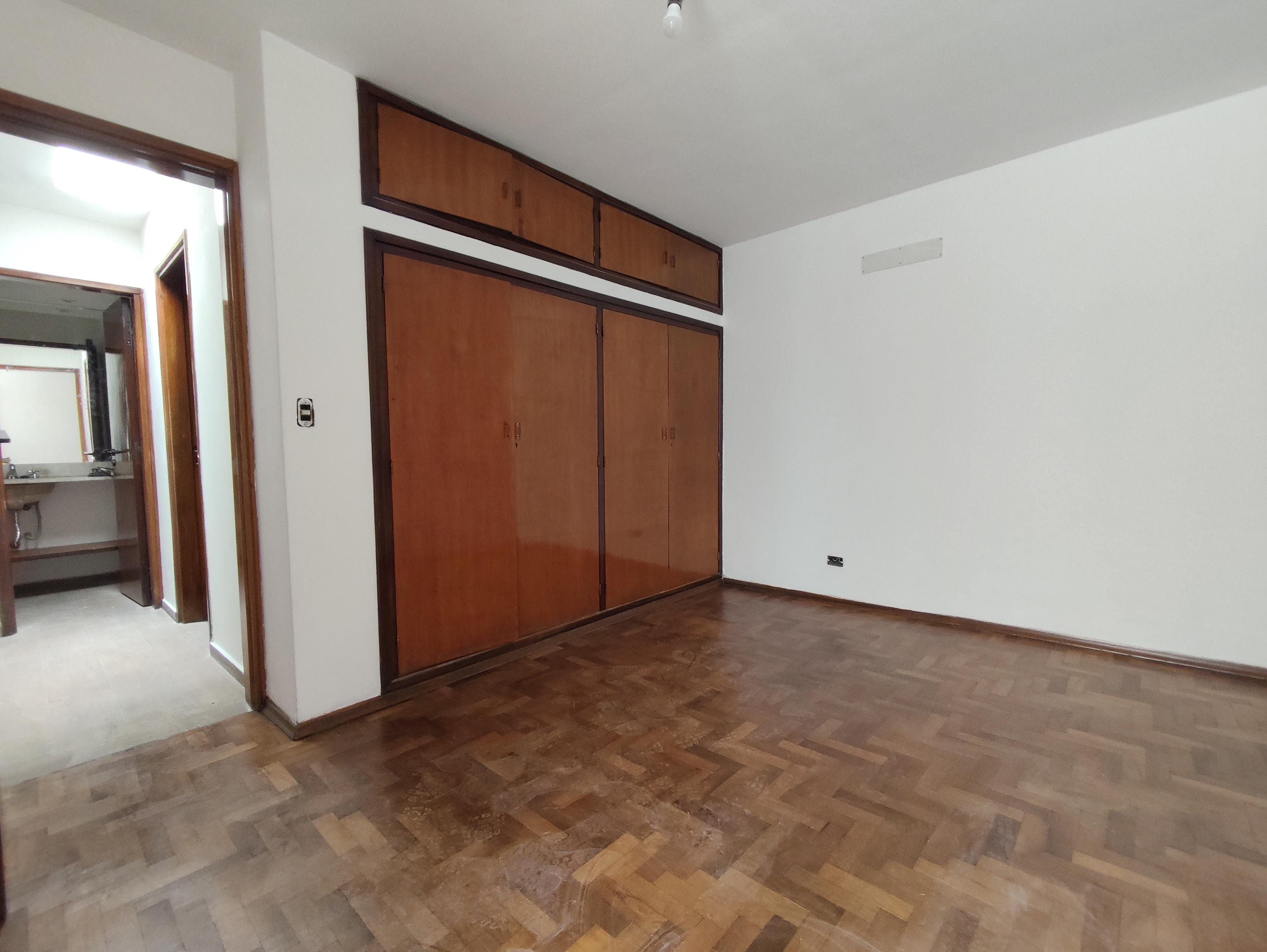 IMPECABLE! OFICINA 100% RESTAURADA SOBRE AV. ARMADA ARGENTINA