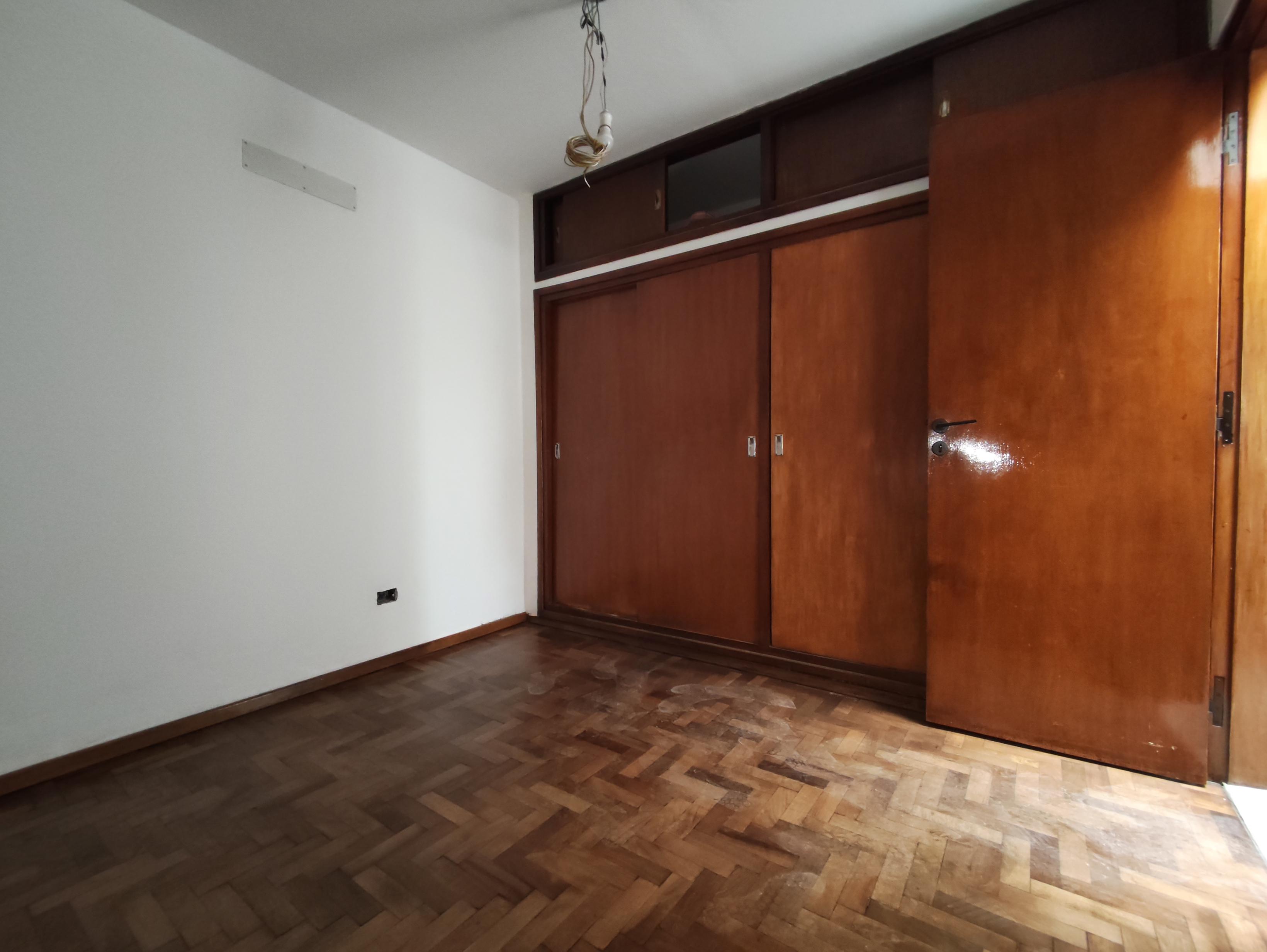 IMPECABLE! OFICINA 100% RESTAURADA SOBRE AV. ARMADA ARGENTINA