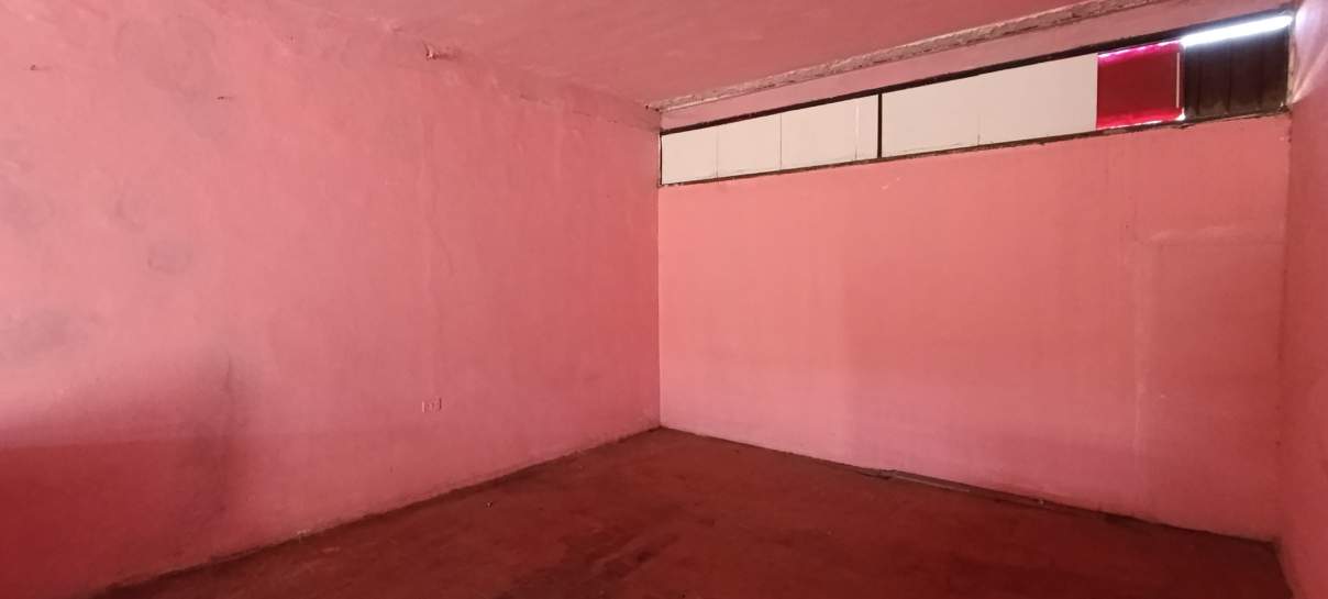 LOCAL EN CORREDOR COMERCIAL DE B PUEYRREDON