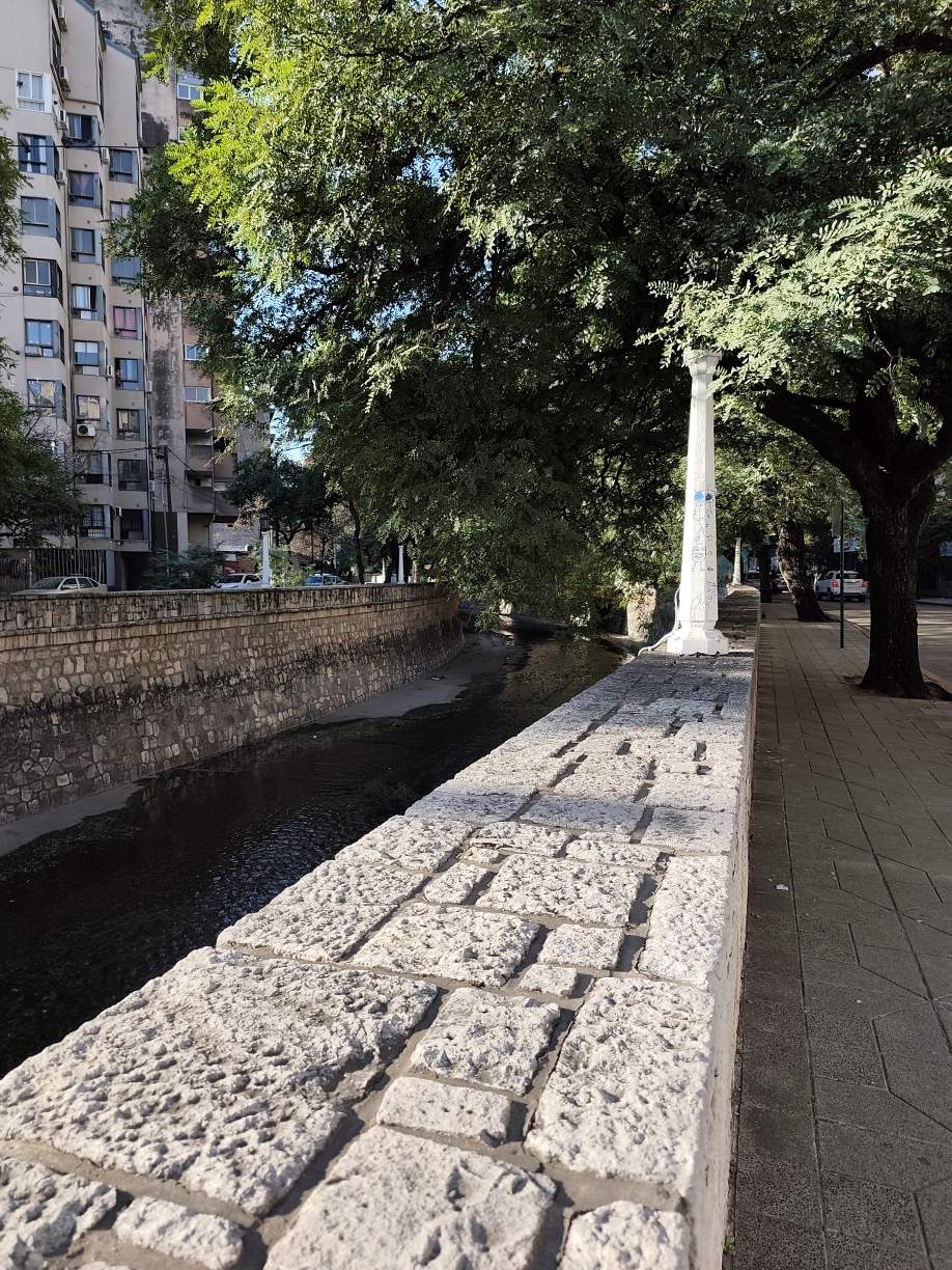 Vivir frente a La Cañada, con patio propio y asador  3 dormitorios, escritura inmediata
