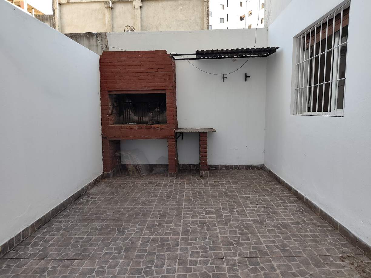 Vivir frente a La Cañada, con patio propio y asador  3 dormitorios, escritura inmediata