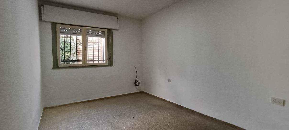 ¡No esperés más, hacete dueño en San Martín!  3 dormitorios y patio, lista para habitar!