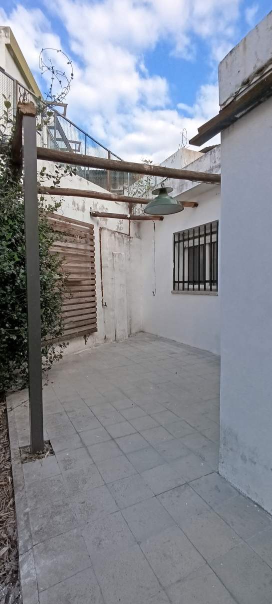 ¡No esperés más, hacete dueño en San Martín!  3 dormitorios y patio, lista para habitar!