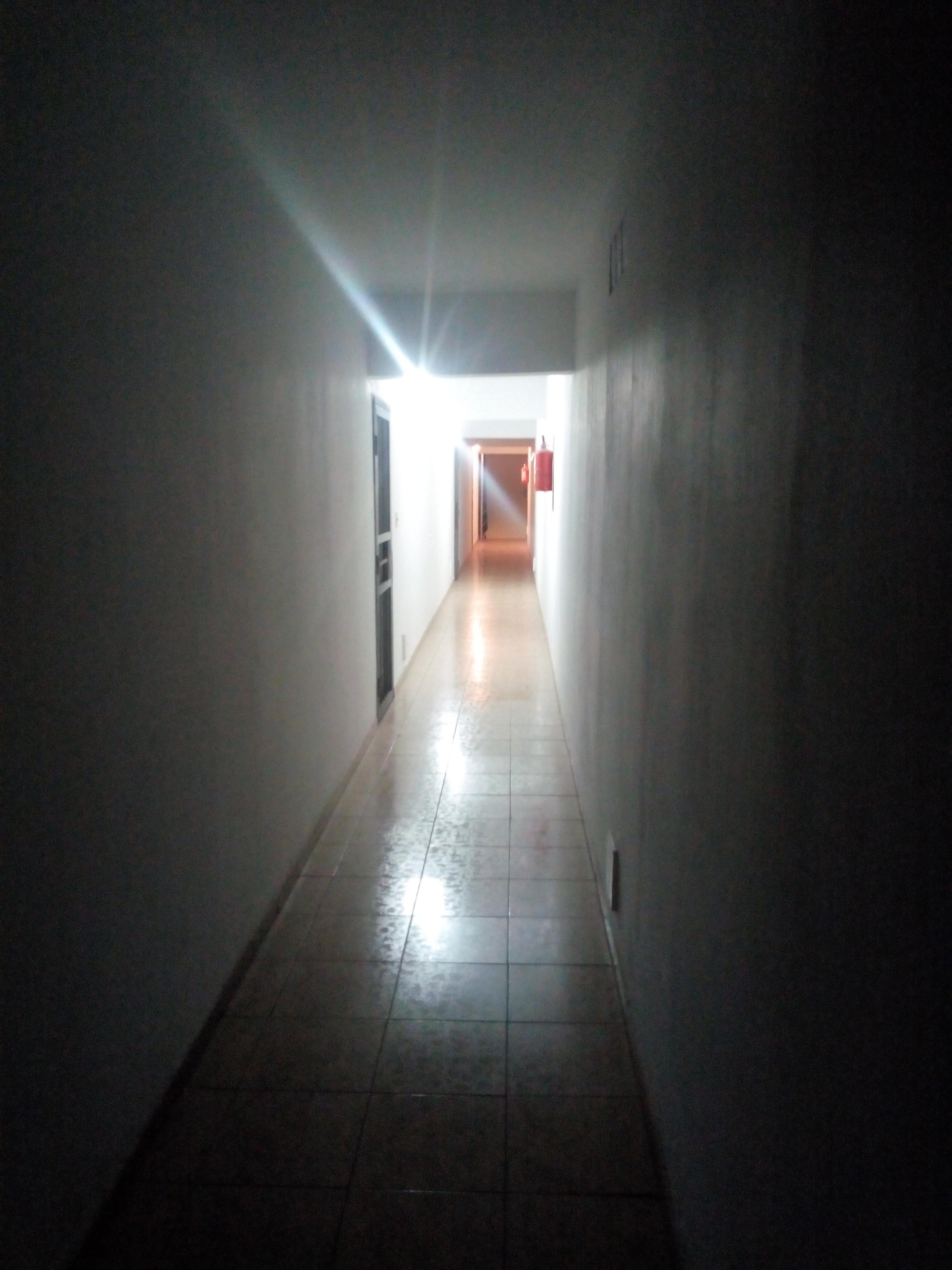 Se vende casa en dúplex en Arguello. Amplio fondo con parrilla, cochera doble