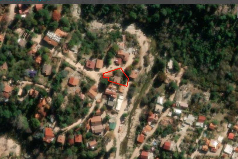 Oportunidad 2 locales comerciales y casa principal, con servicios y Escritura