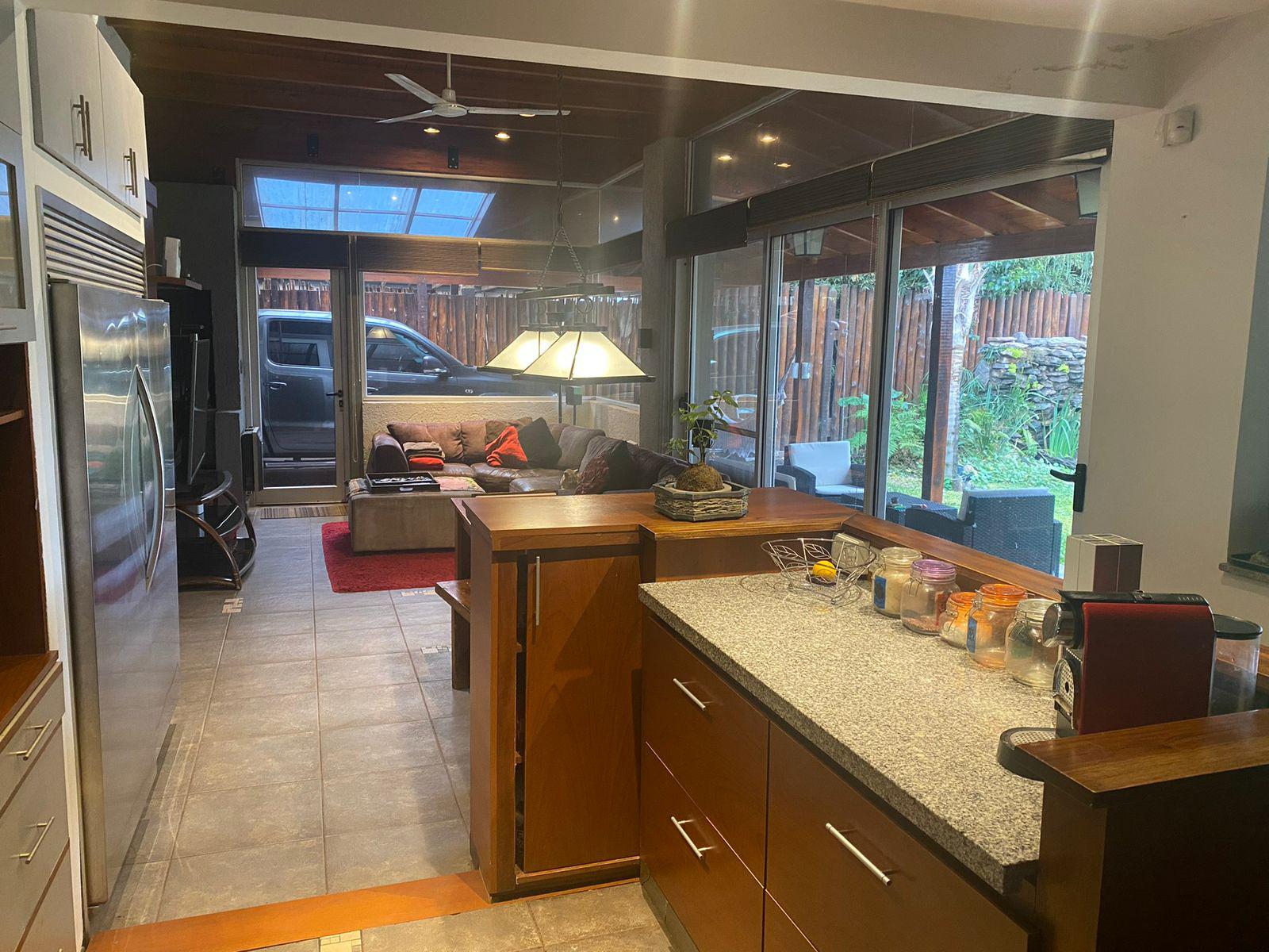 Alquiler permanente casa de 3 dormitorios en Country La Reserva