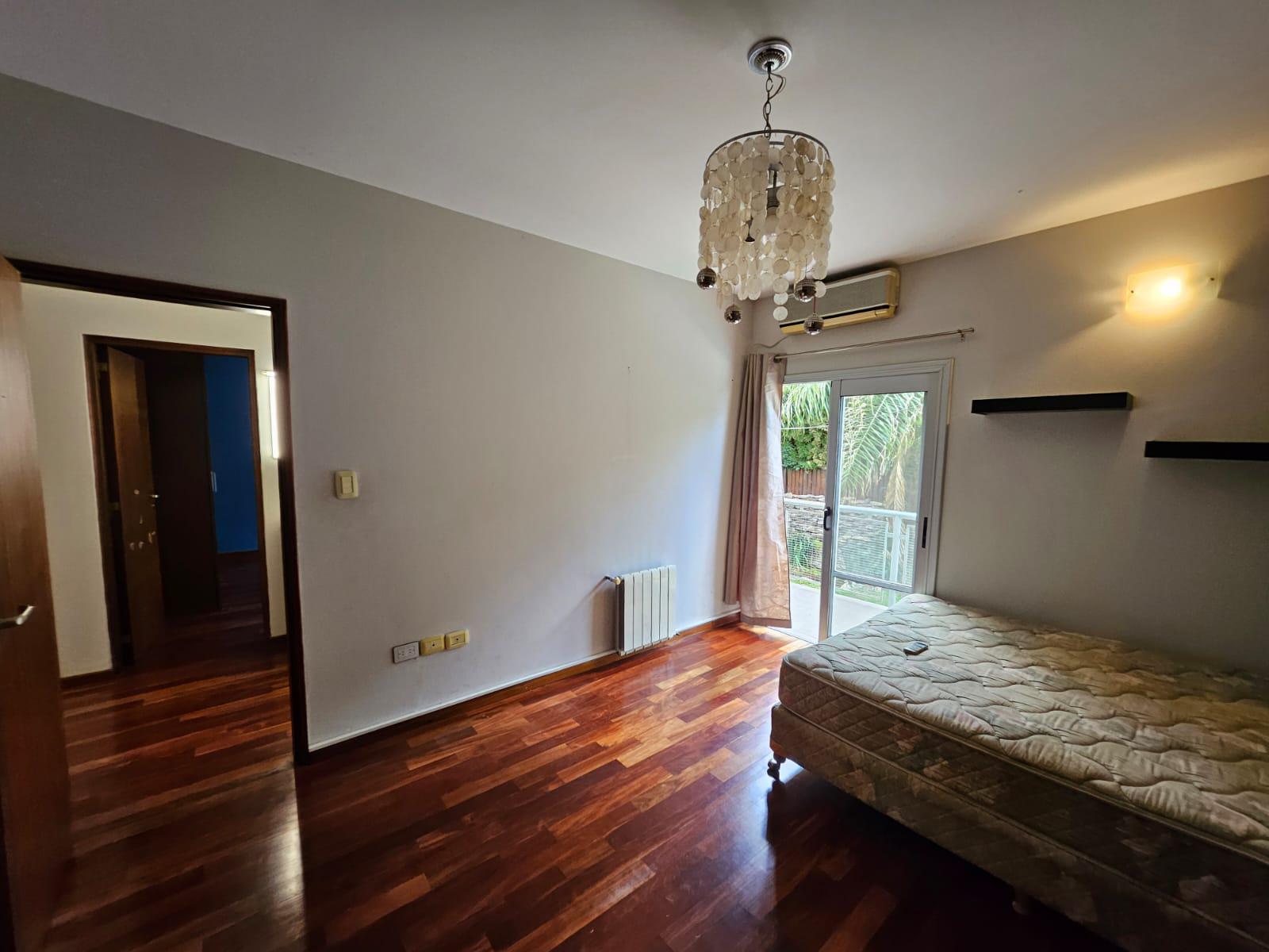 Alquiler permanente casa de 3 dormitorios en Country La Reserva