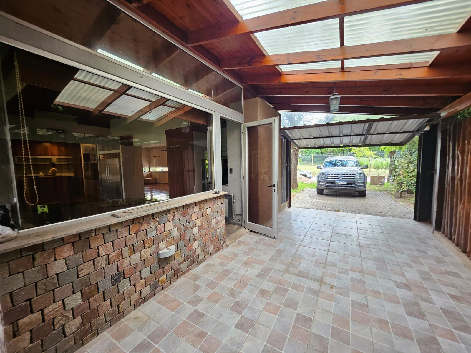 Alquiler permanente casa de 3 dormitorios en Country La Reserva