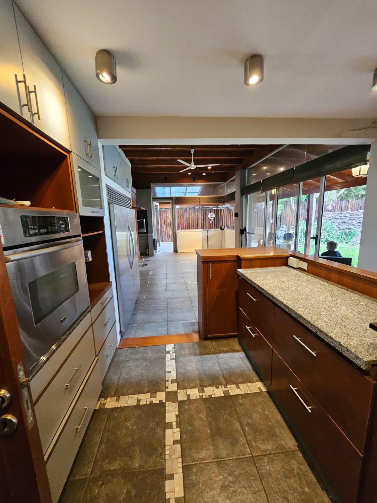 Alquiler permanente casa de 3 dormitorios en Country La Reserva