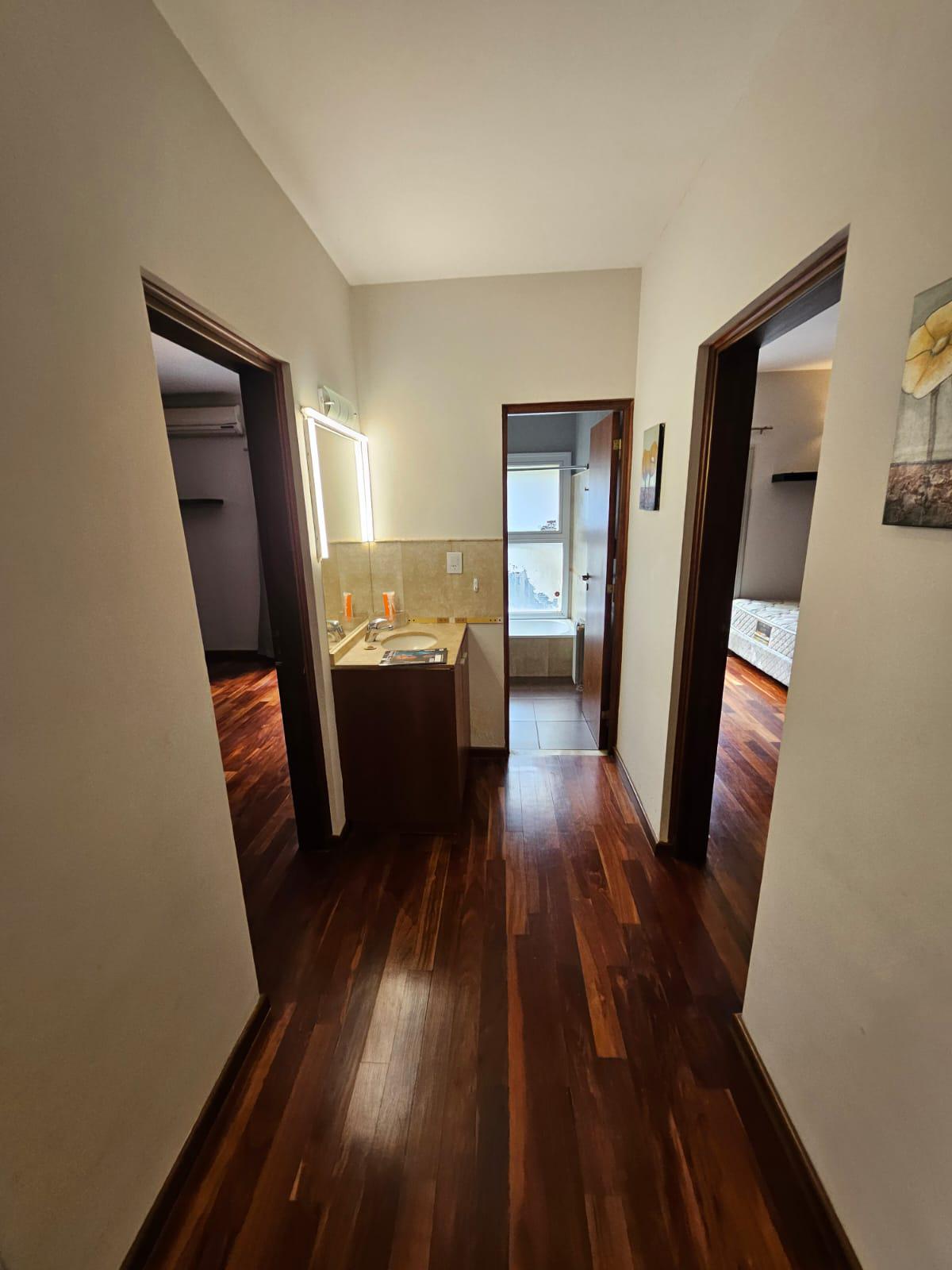 Alquiler permanente casa de 3 dormitorios en Country La Reserva