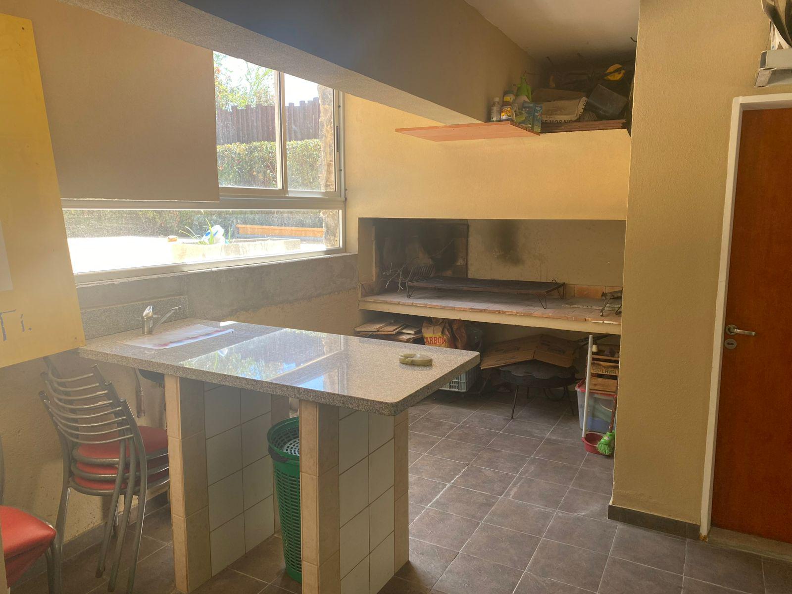 Alquiler permanente casa de 3 dormitorios en Country La Reserva