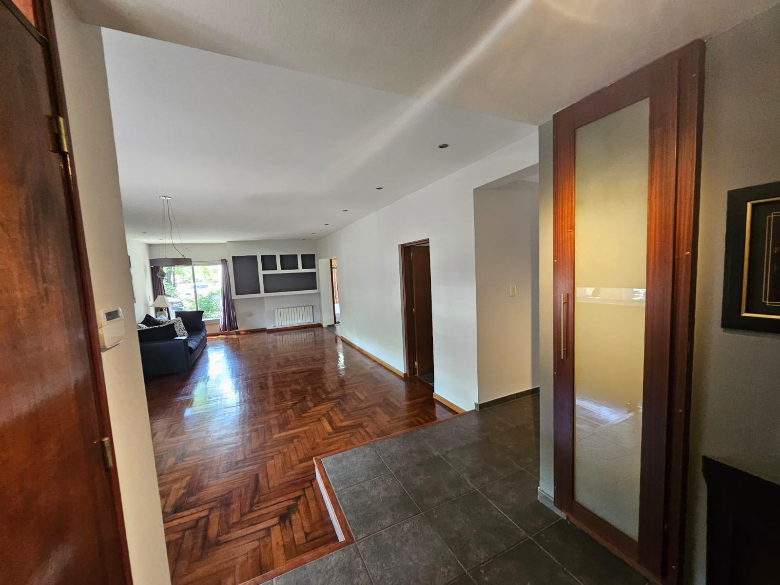 Alquiler permanente casa de 3 dormitorios en Country La Reserva