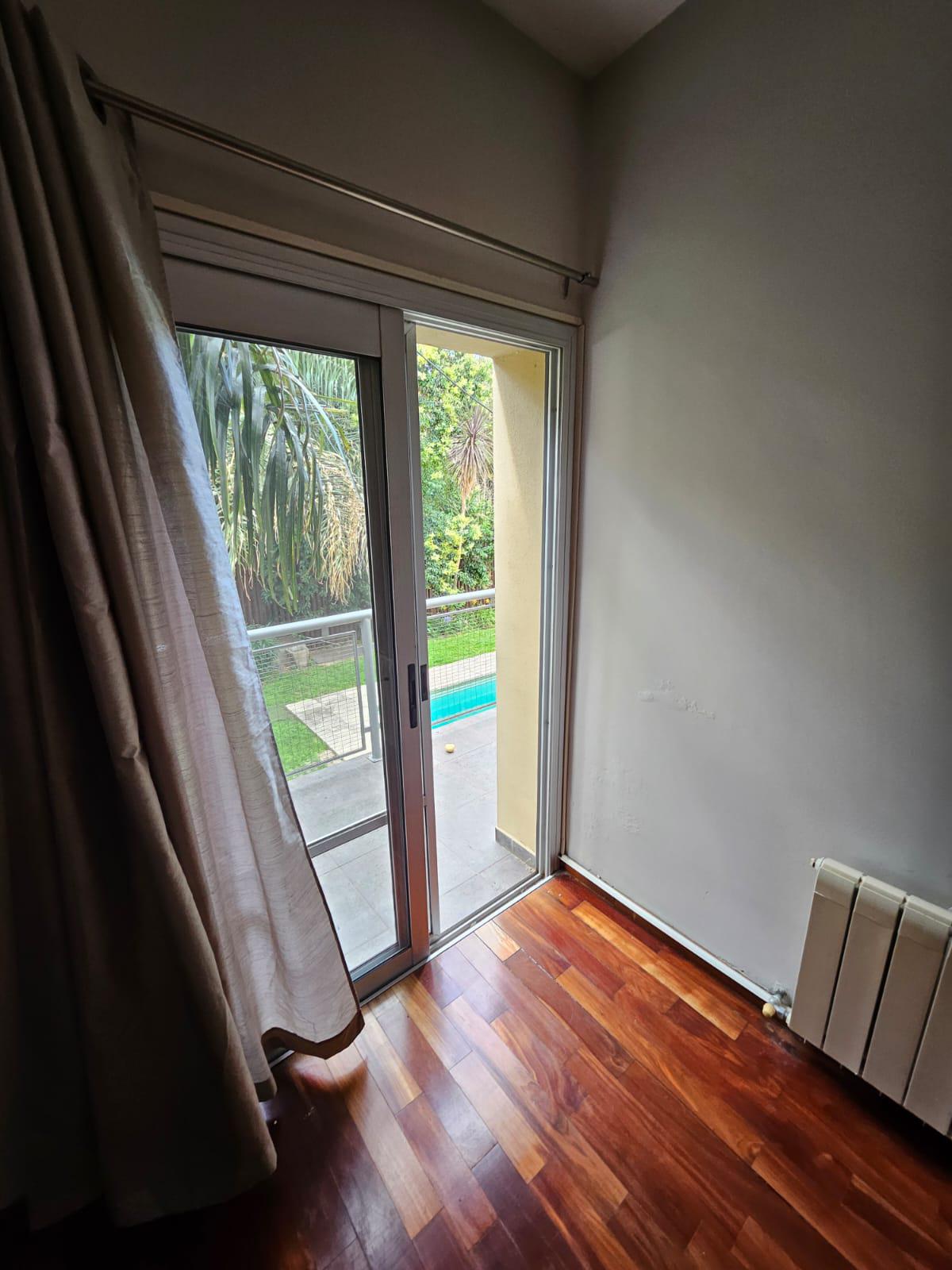 Alquiler permanente casa de 3 dormitorios en Country La Reserva