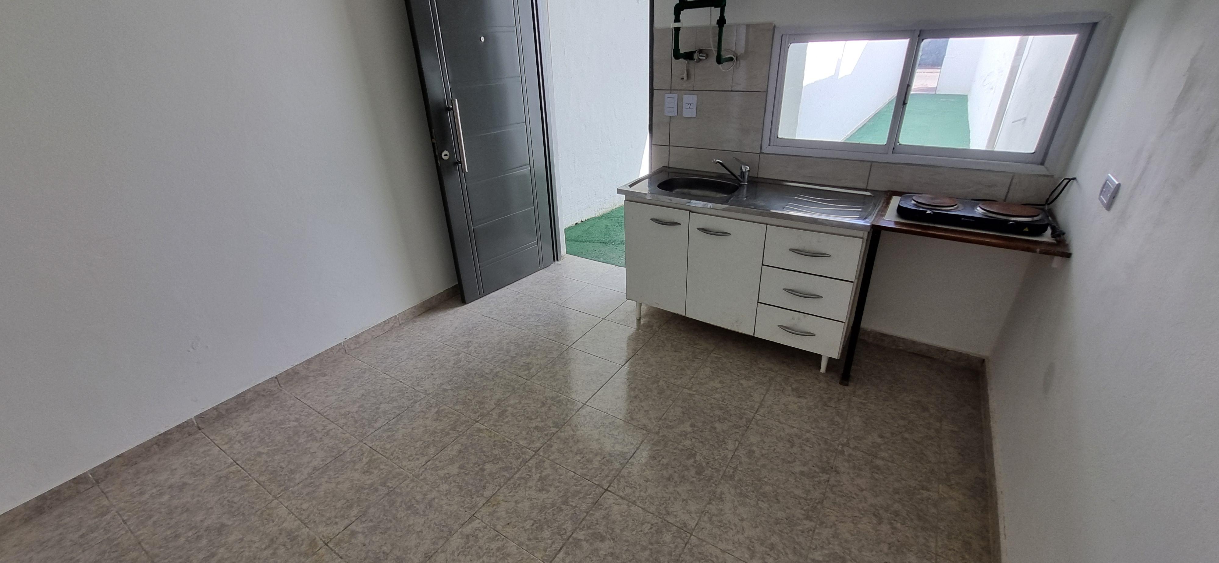 Barrio Providencia Alquiler 1 dor con 2 patios $400000