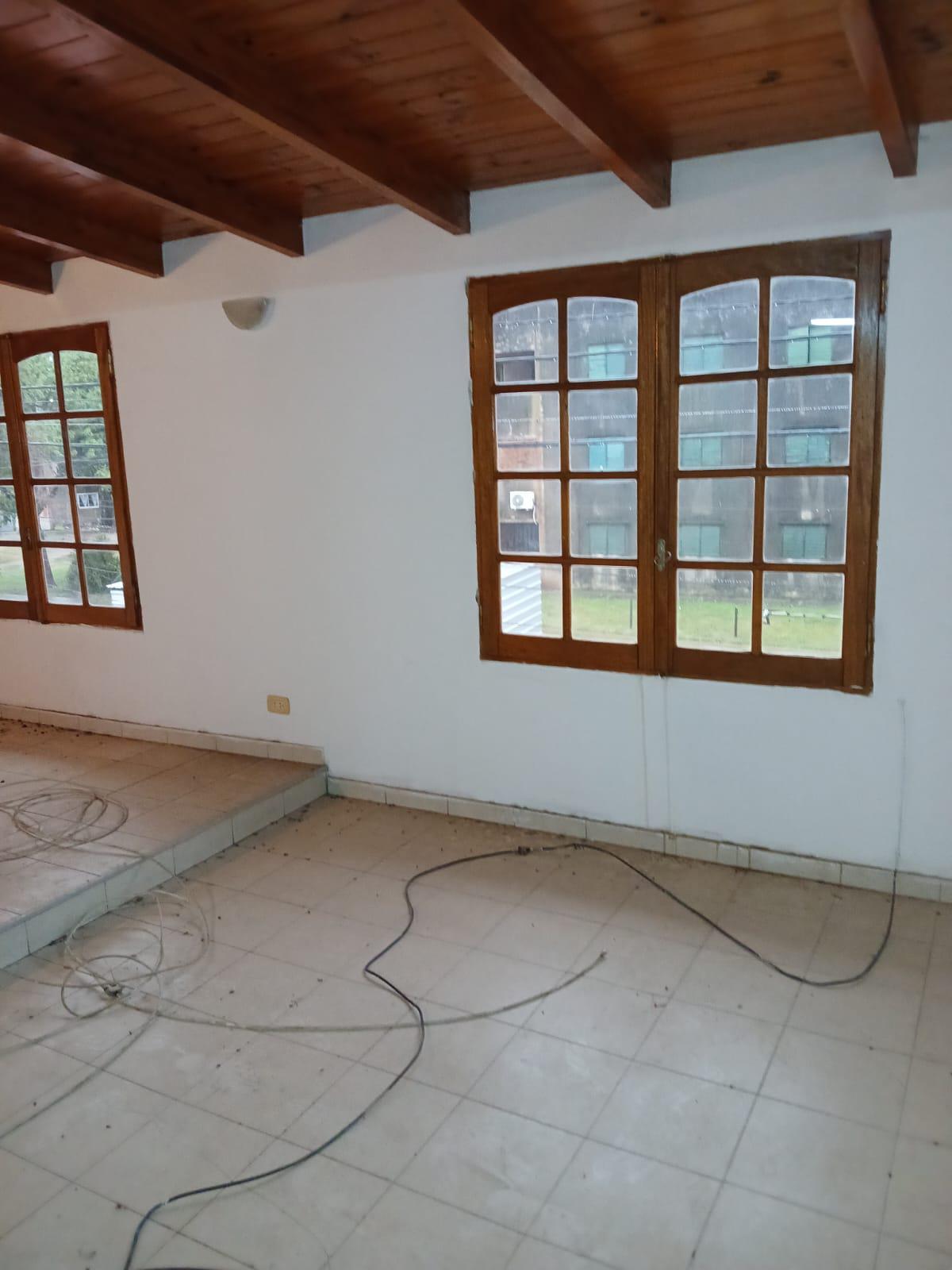 Oficina  depósito B Cerveceros