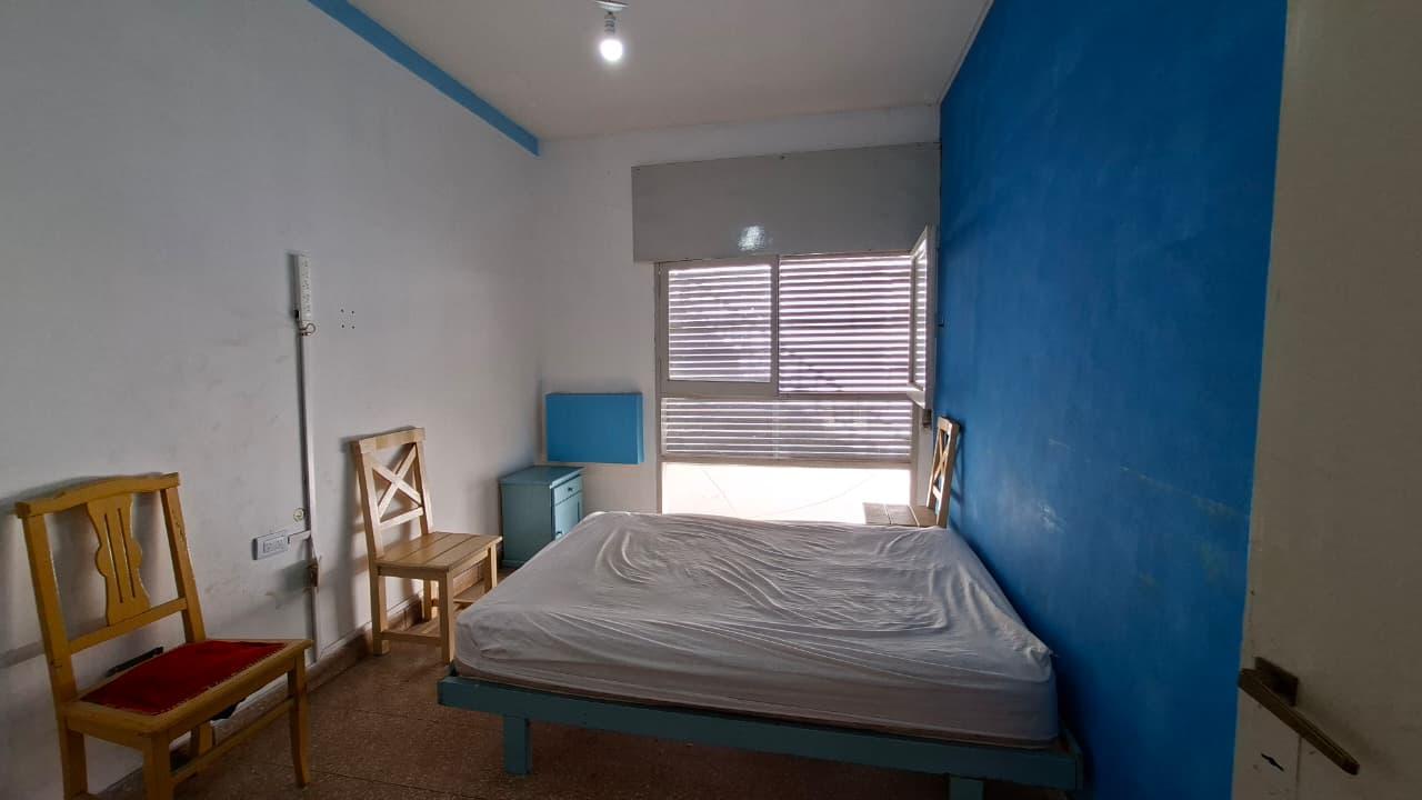 CASA EN VENTA  - IDEAL OFICINAS - A  UNA CUADRA BV SAN JUAN