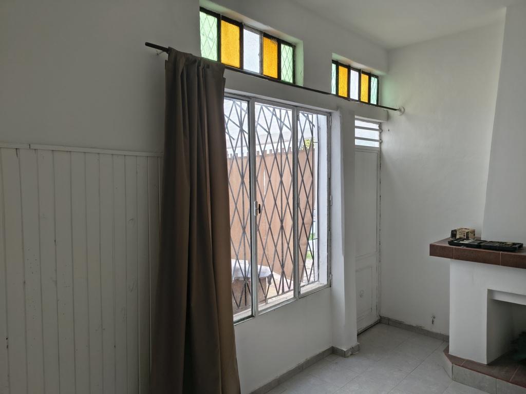 ALQUILAMOS HERMOSA CASA RECICLADA BARRIO SAN VICENTE