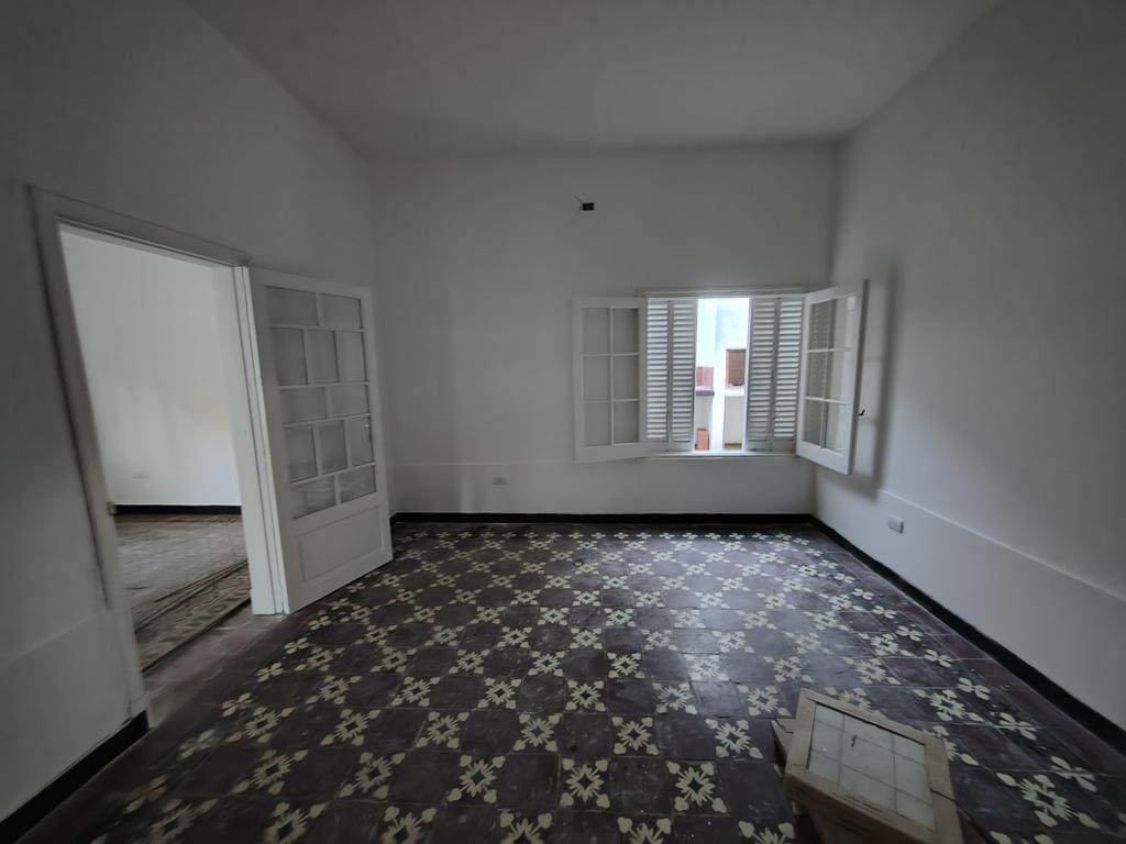 ALQUILAMOS HERMOSA CASA RECICLADA BARRIO SAN VICENTE