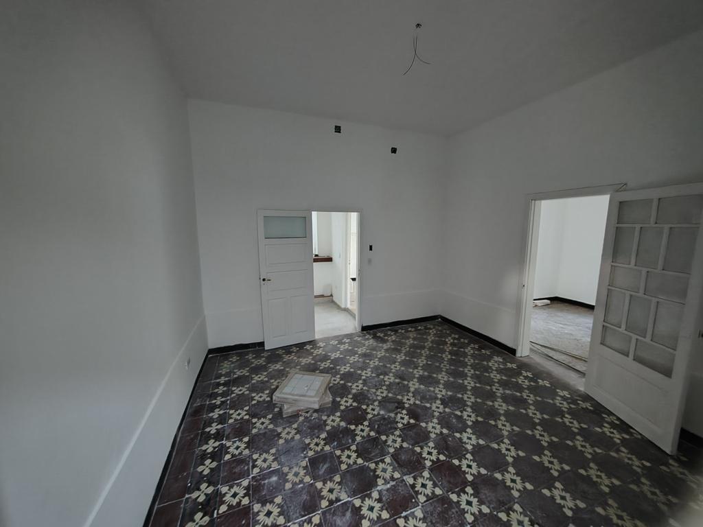 ALQUILAMOS HERMOSA CASA RECICLADA BARRIO SAN VICENTE