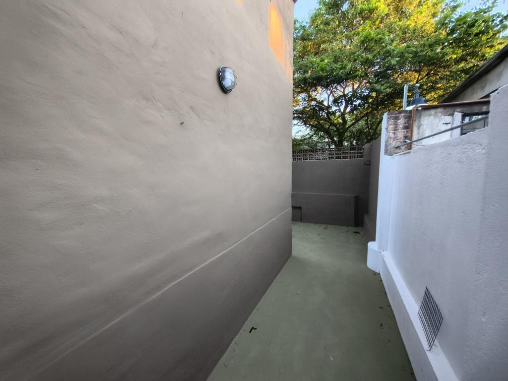 ALQUILAMOS HERMOSA CASA RECICLADA BARRIO SAN VICENTE