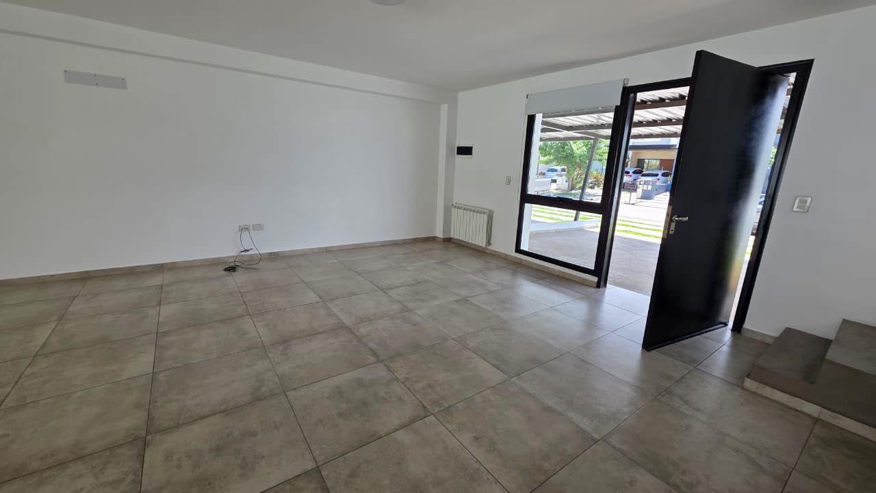 ALQUILO Dúplex en Claros del Bosque - 3 dormitorios