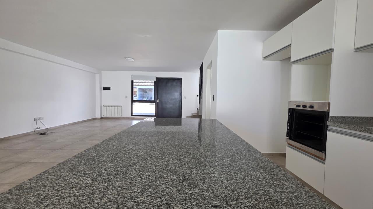 ALQUILO Dúplex en Claros del Bosque - 3 dormitorios