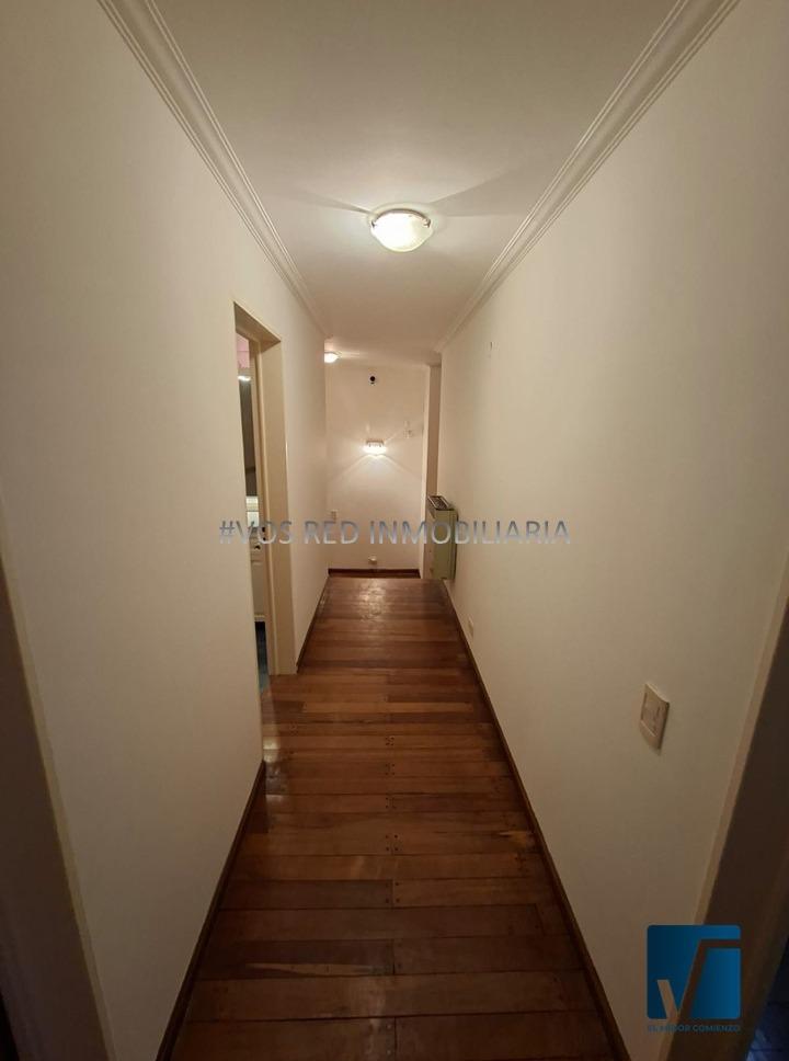 URCA - CASA 4 DORM  DEPTO 2 DORM