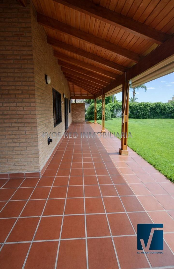 URCA - CASA 4 DORM  DEPTO 2 DORM