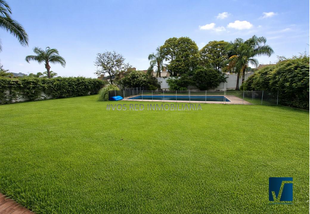 URCA - CASA 4 DORM  DEPTO 2 DORM