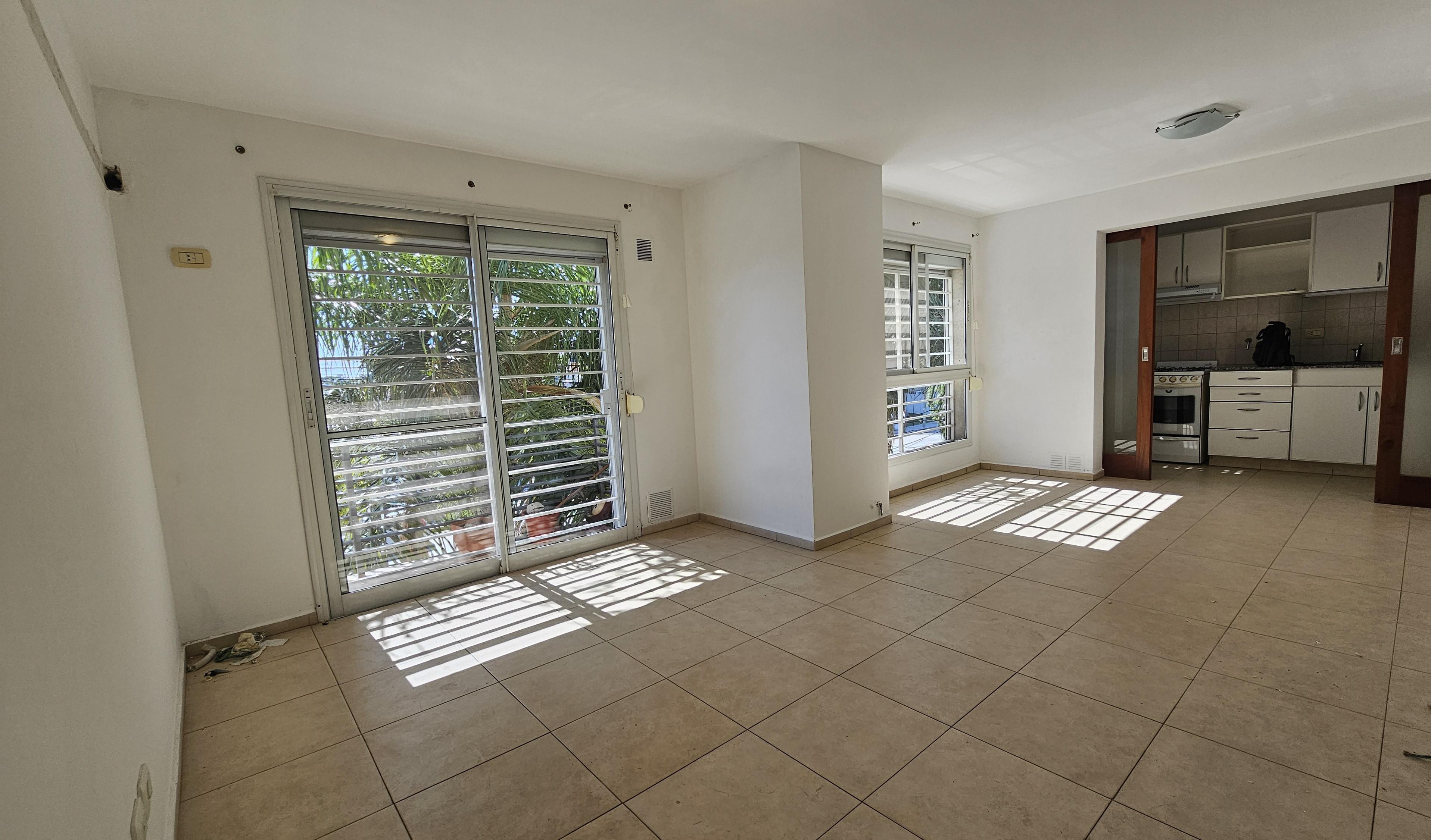 DEPARTAMENTO EN ALQUILER. AV RICHIERI. 2 DORMITORIOS con BALCÓN