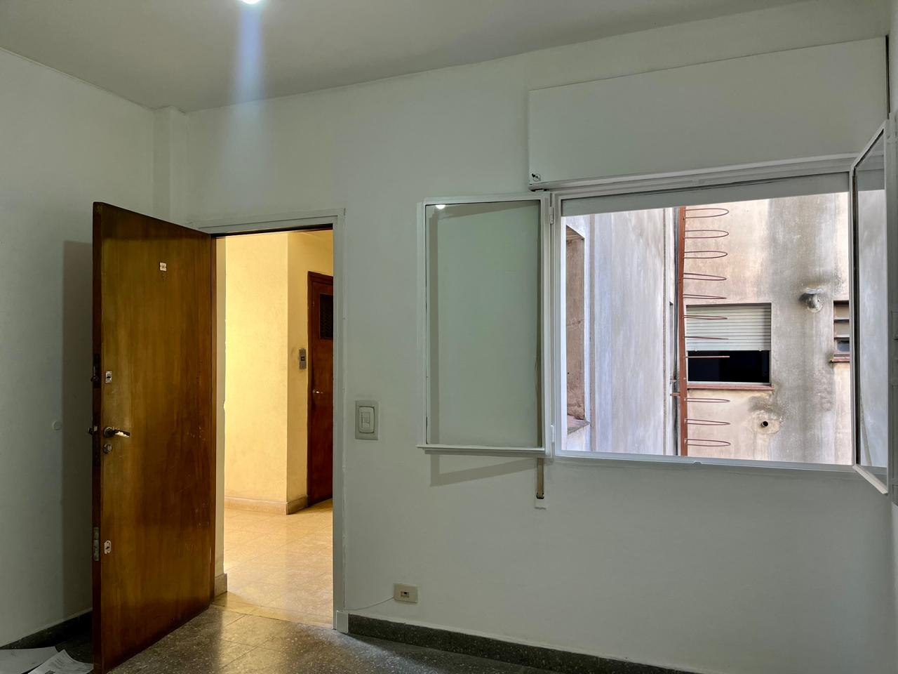 Departamento en alquiler  3 dormitorios  Arturo Orgaz a metros de Av. Colón