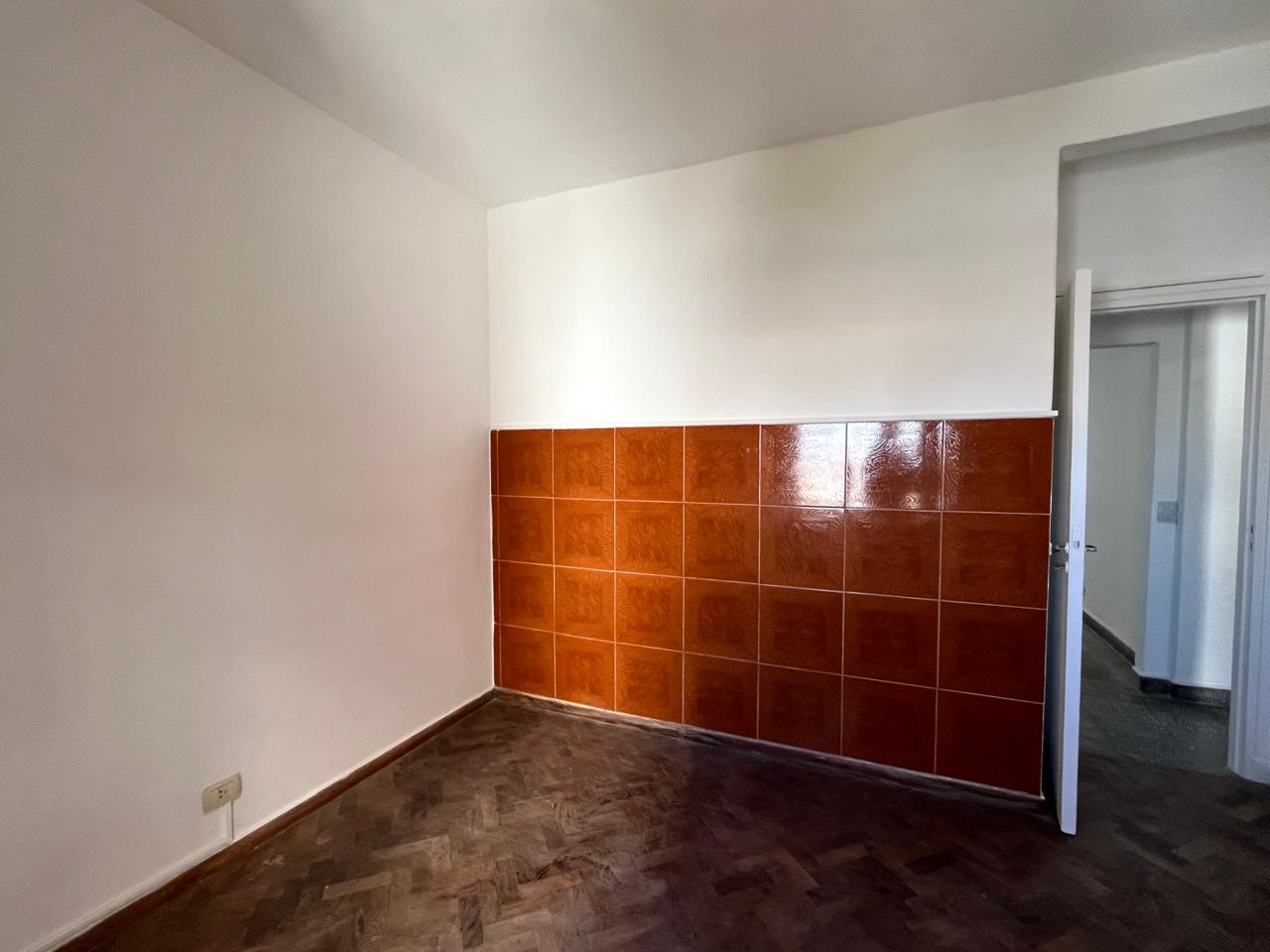 Departamento en alquiler  3 dormitorios  Arturo Orgaz a metros de Av. Colón