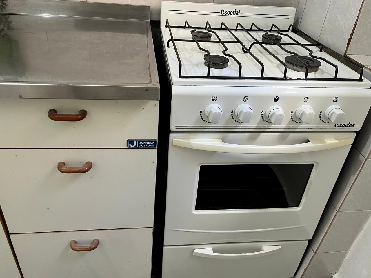 Departamento en alquiler  3 dormitorios  Arturo Orgaz a metros de Av. Colón