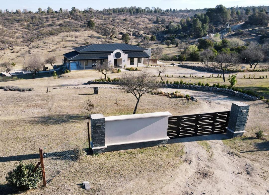 VENTA SALON LA IRENE 600M2 2.5HA PARQUIZADAS VILLA GRAL BELGRANO