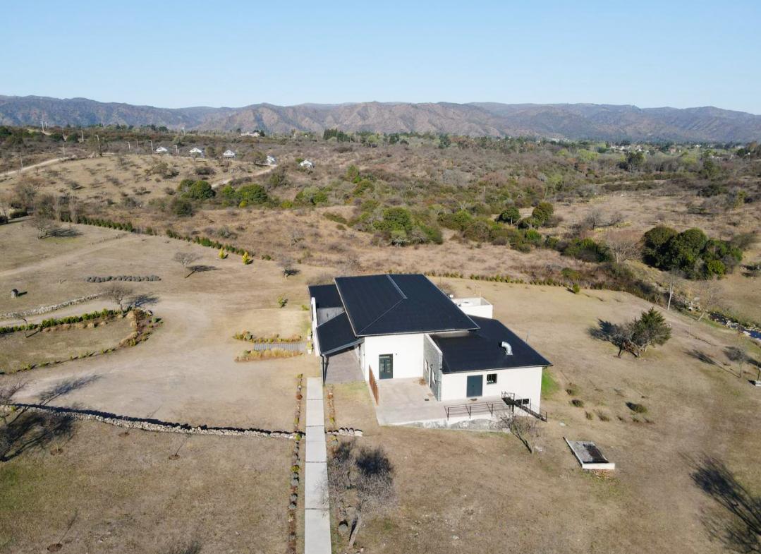 VENTA SALON LA IRENE 600M2 2.5HA PARQUIZADAS VILLA GRAL BELGRANO