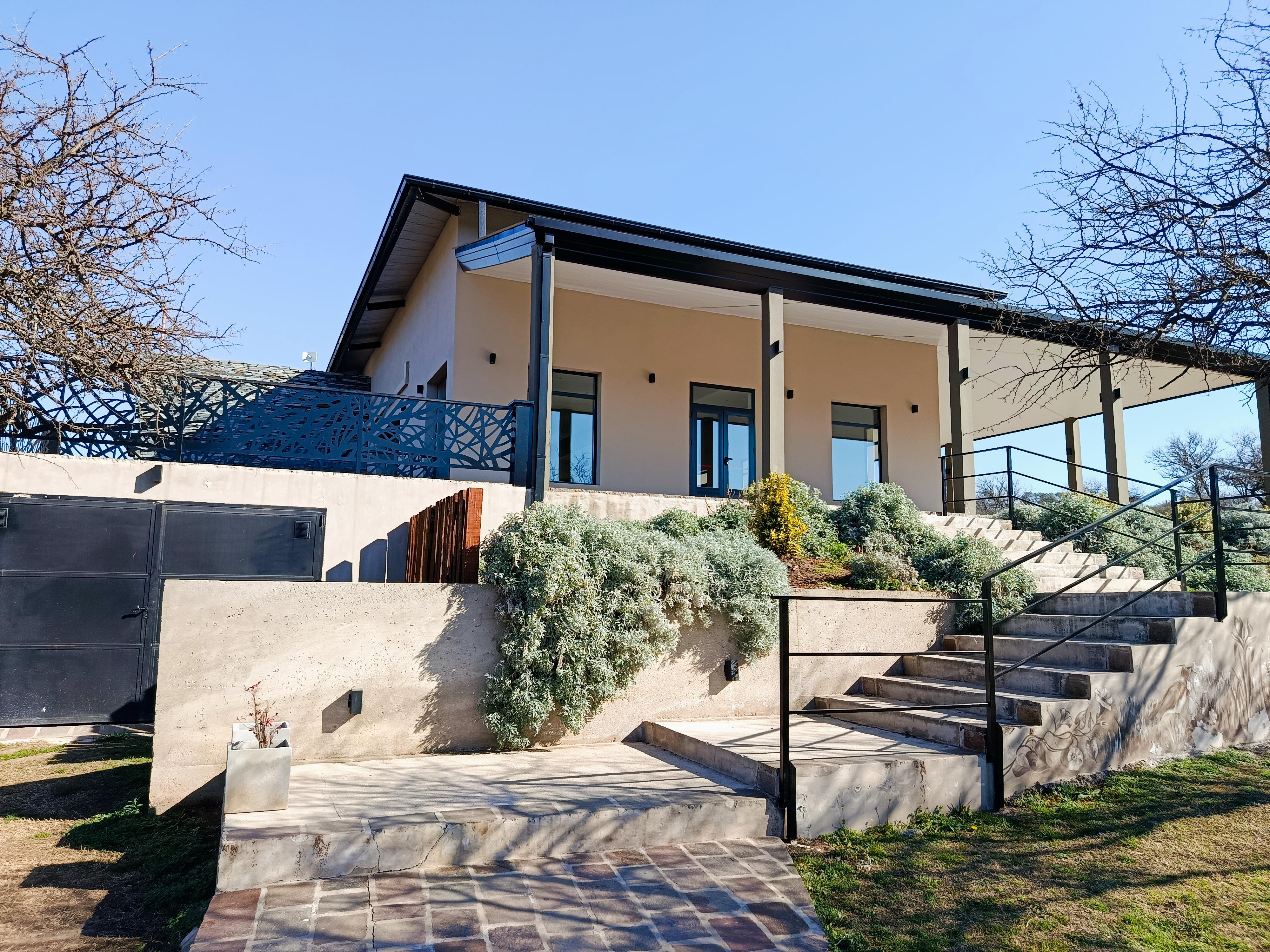 VENTA SALON LA IRENE 600M2 2.5HA PARQUIZADAS VILLA GRAL BELGRANO