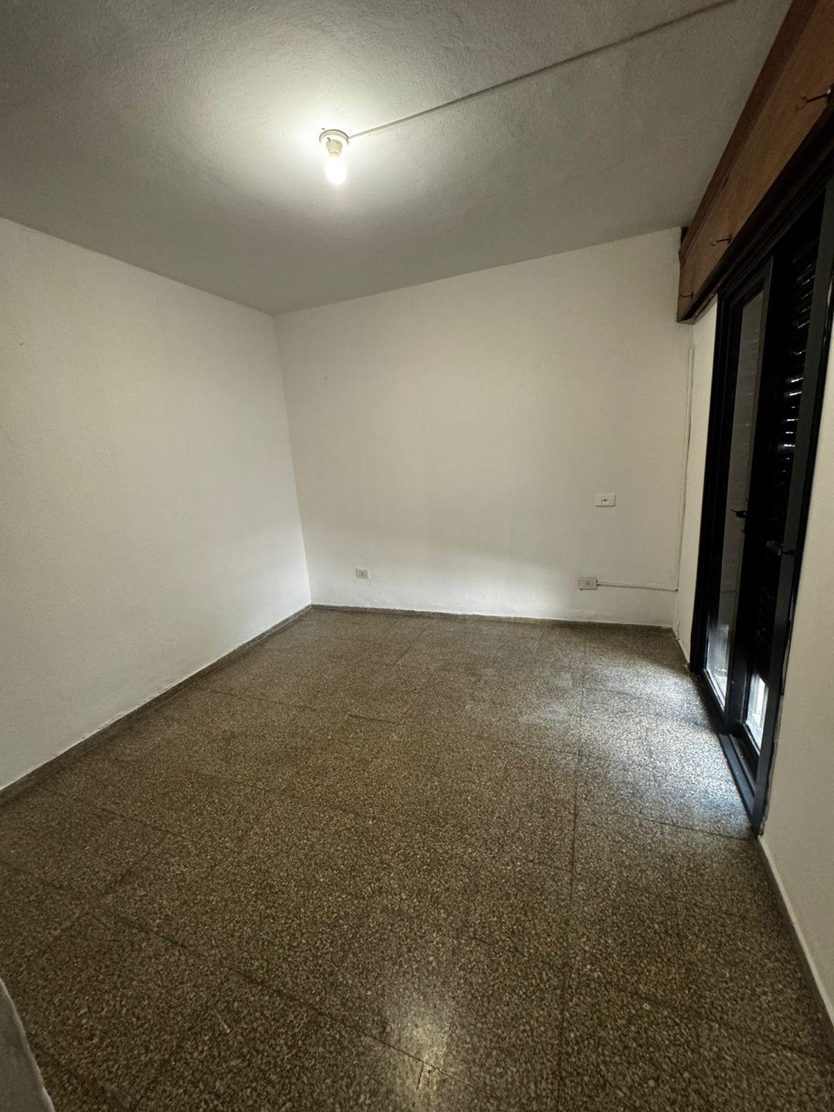 ALQUILA CASA INTERNA 3 DORM PATIO SOLO VIVIENDA- NUEVA CORDOBA