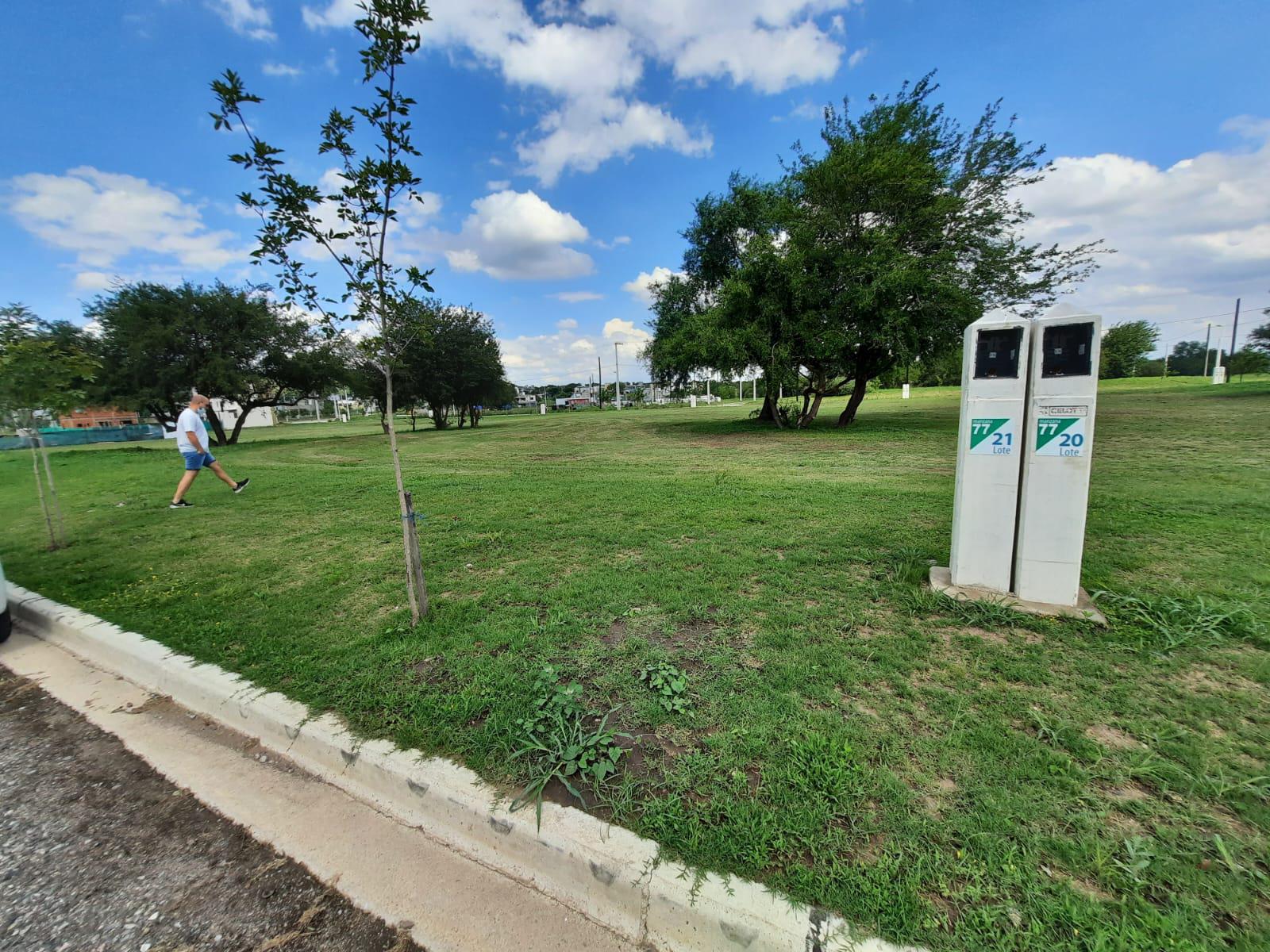 CHEMES INVERSIONES VENDE TERRENO EN TEJAS 4