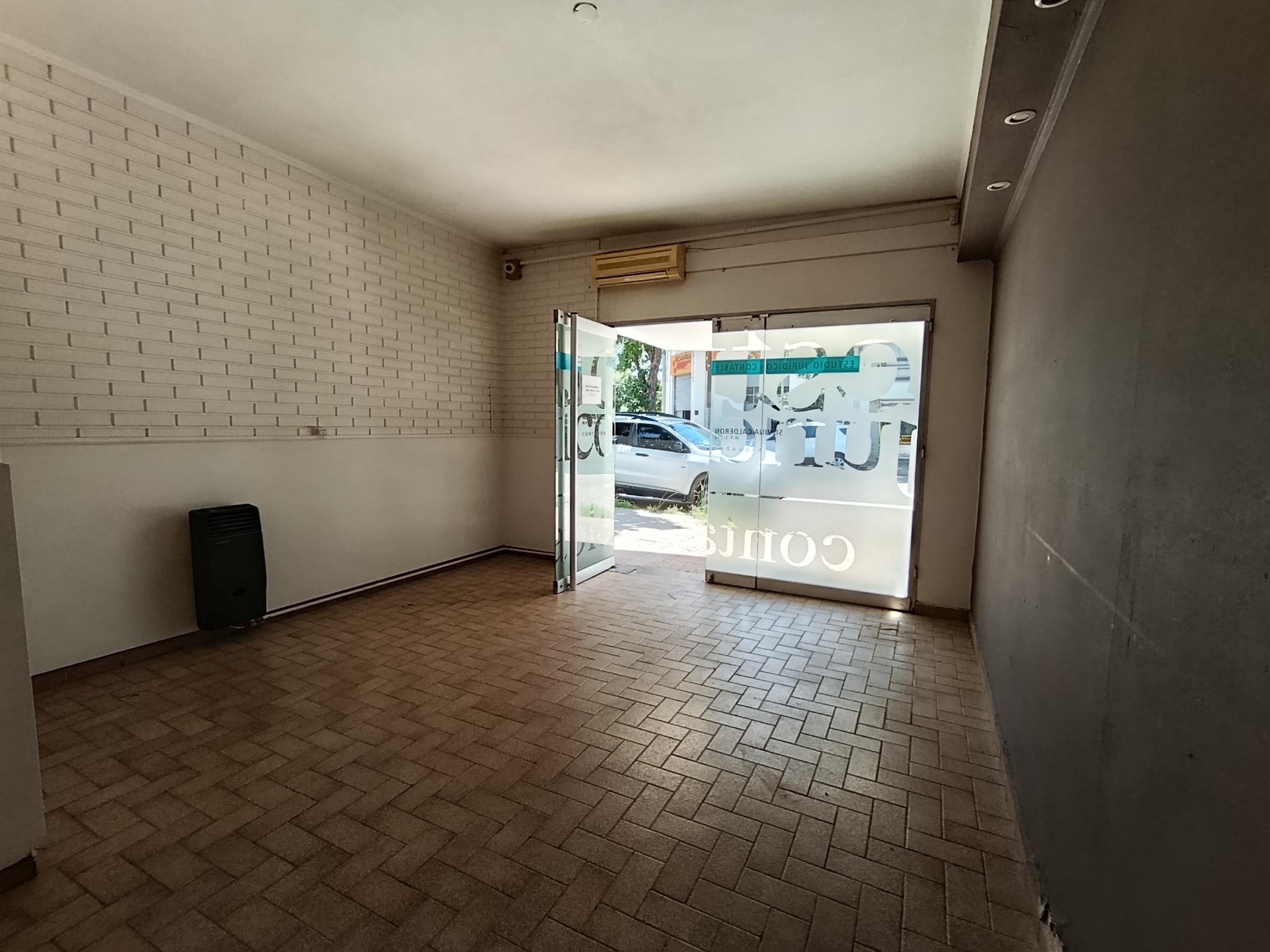 Pleno Centro  Alquiler Comercial Visible y Estratégico