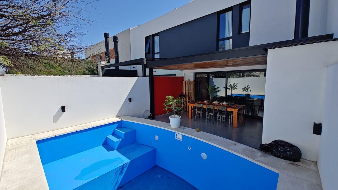 Duplex en Alquiler - 3 Dormitorios - Miradores de Manantiales