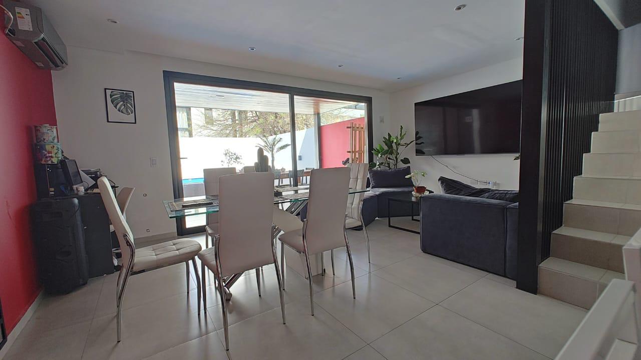 Duplex en Alquiler - 3 Dormitorios - Miradores de Manantiales