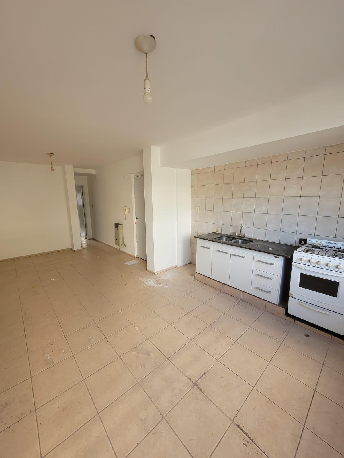 ALQ- ALTO ALBERDI- ZIPOLI 120 1 DORMITORIO- 1 PISO POR ESC. EXP ECOÓM.