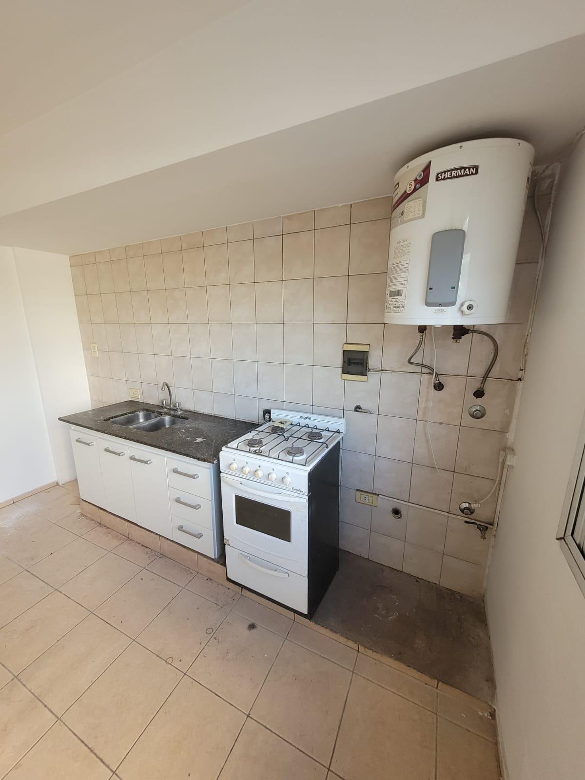 ALQ- ALTO ALBERDI- ZIPOLI 120 1 DORMITORIO- 1 PISO POR ESC. EXP ECOÓM.