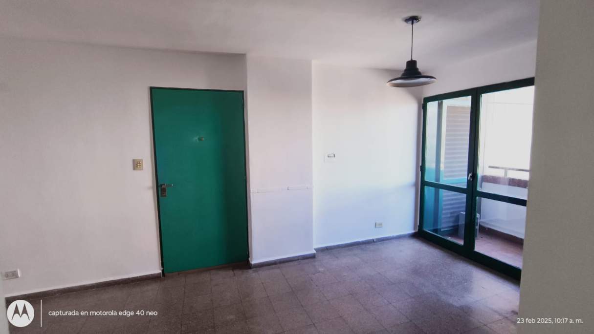 ALBERDI: 27 DE ABRIL 1700 2 DORMITORIOS  C BALCON