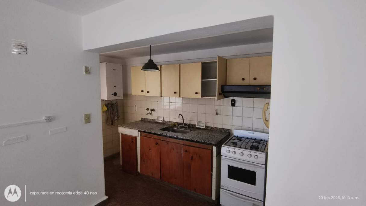 ALBERDI: 27 DE ABRIL 1700 2 DORMITORIOS  C BALCON