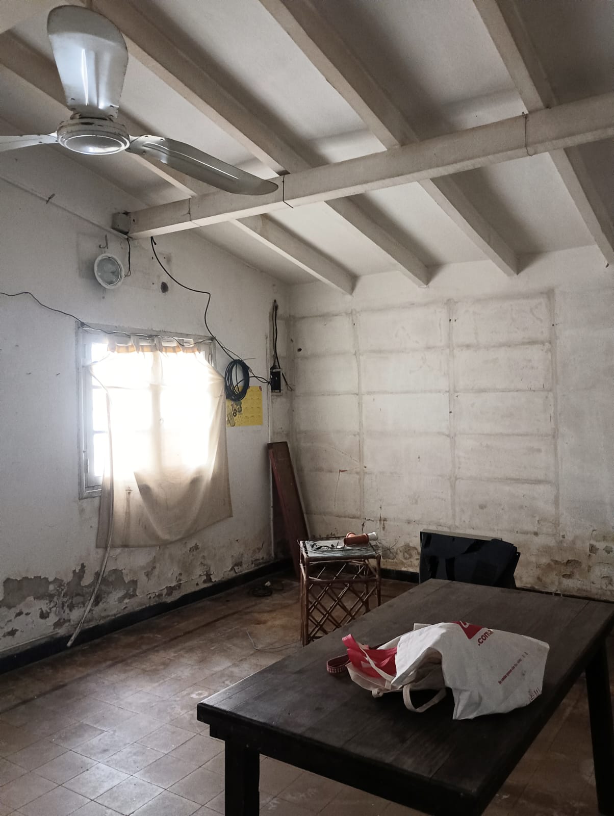 VENDO casa a reciclar en en Centro de VILLA CARLOS PAZ