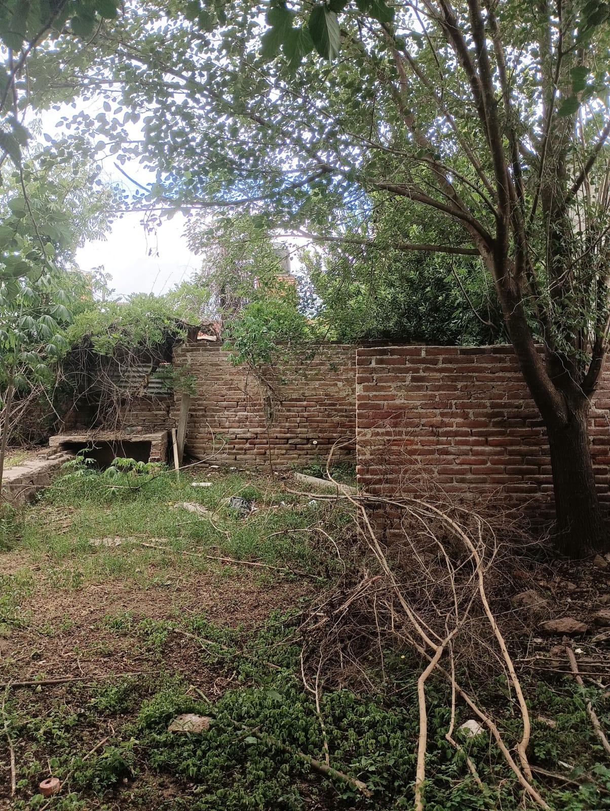 VENDO casa a reciclar en en Centro de VILLA CARLOS PAZ
