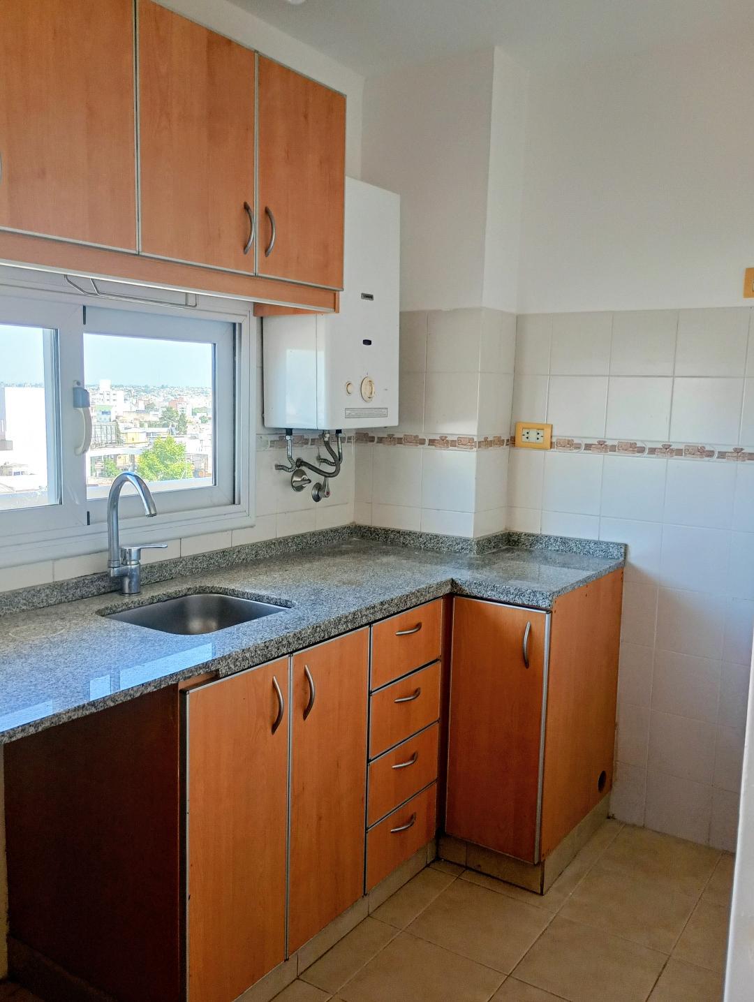 COFICO - EXTERNO - BALCON - MUY BUEN ESTADO