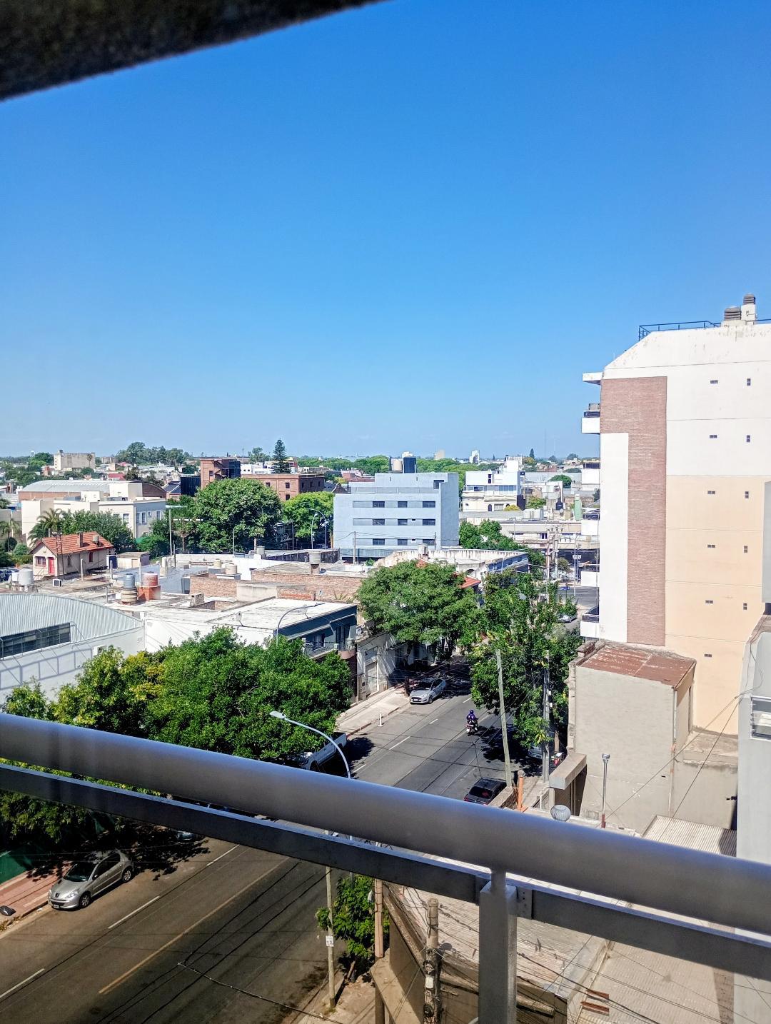 COFICO - EXTERNO - BALCON - MUY BUEN ESTADO